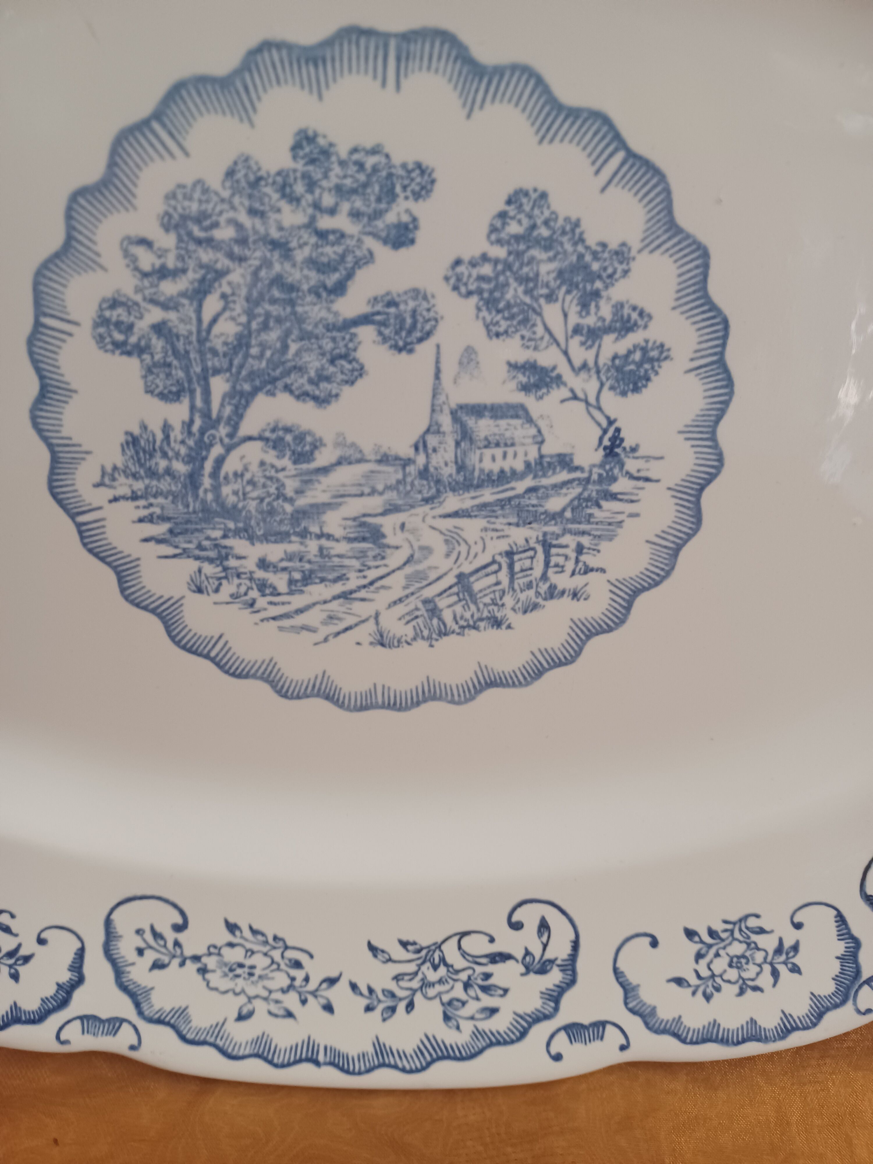 Digoin Sarreguemines oval dish.