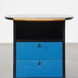 Vintage design (bedside) table by Umberto Asnago for Giorgetti on wheels