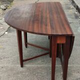 Vintage flap table
