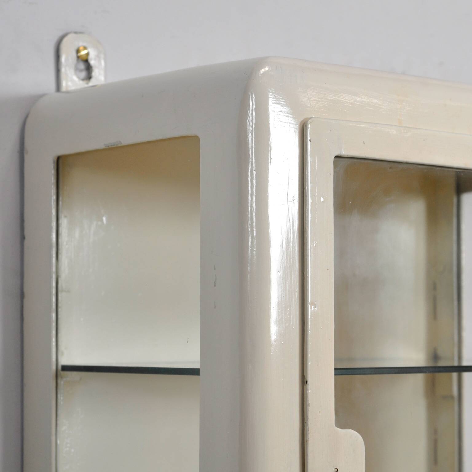 Small Medical Cabinet, wall-unit, 1940’s
