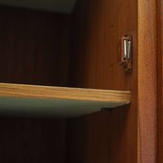 Armoire en teck, design danois, années 1970, fabricant : Omann Jun