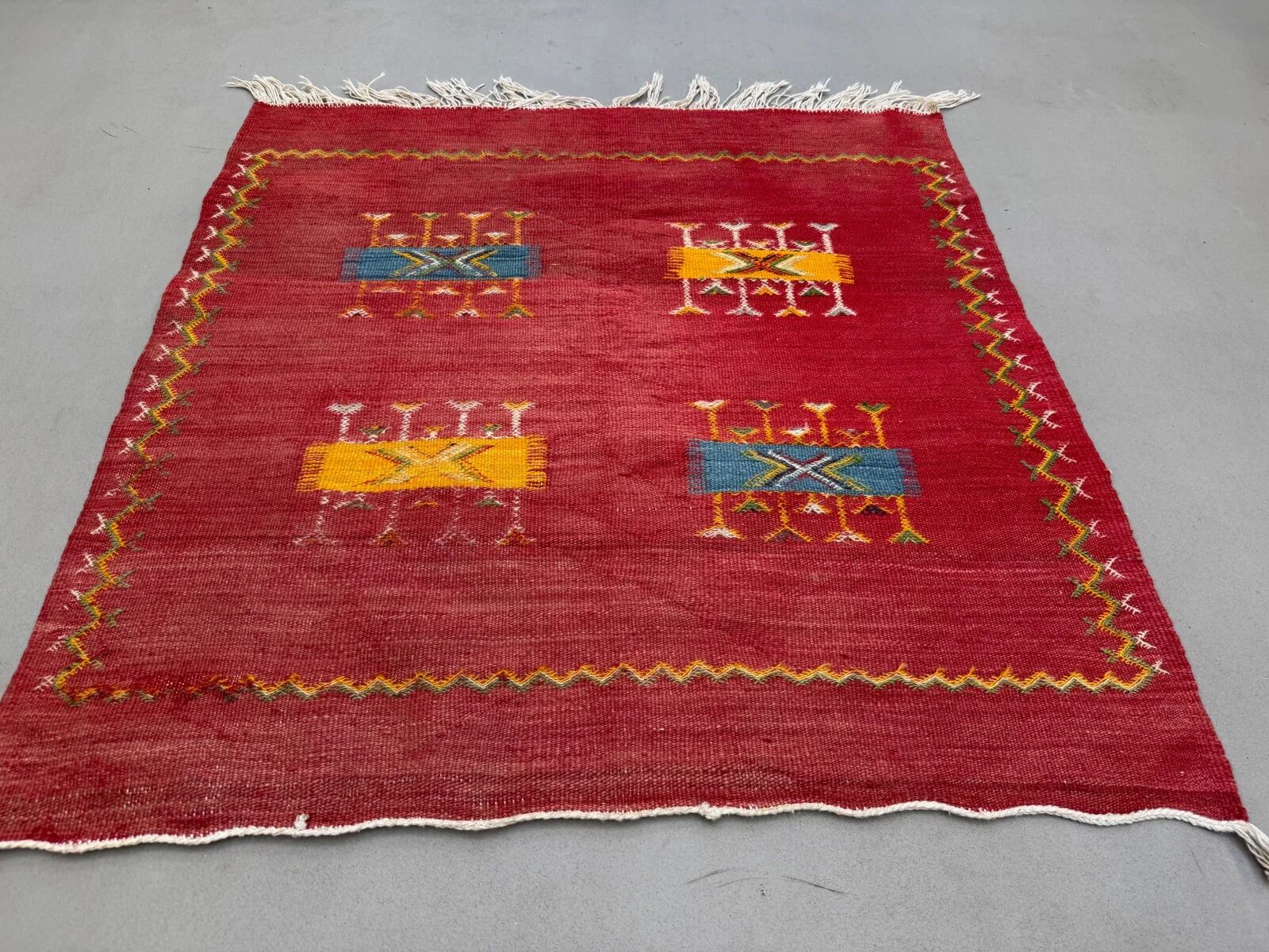 Vintage Moroccan square kilim 103x100 cm kelim wool rug medium 2524