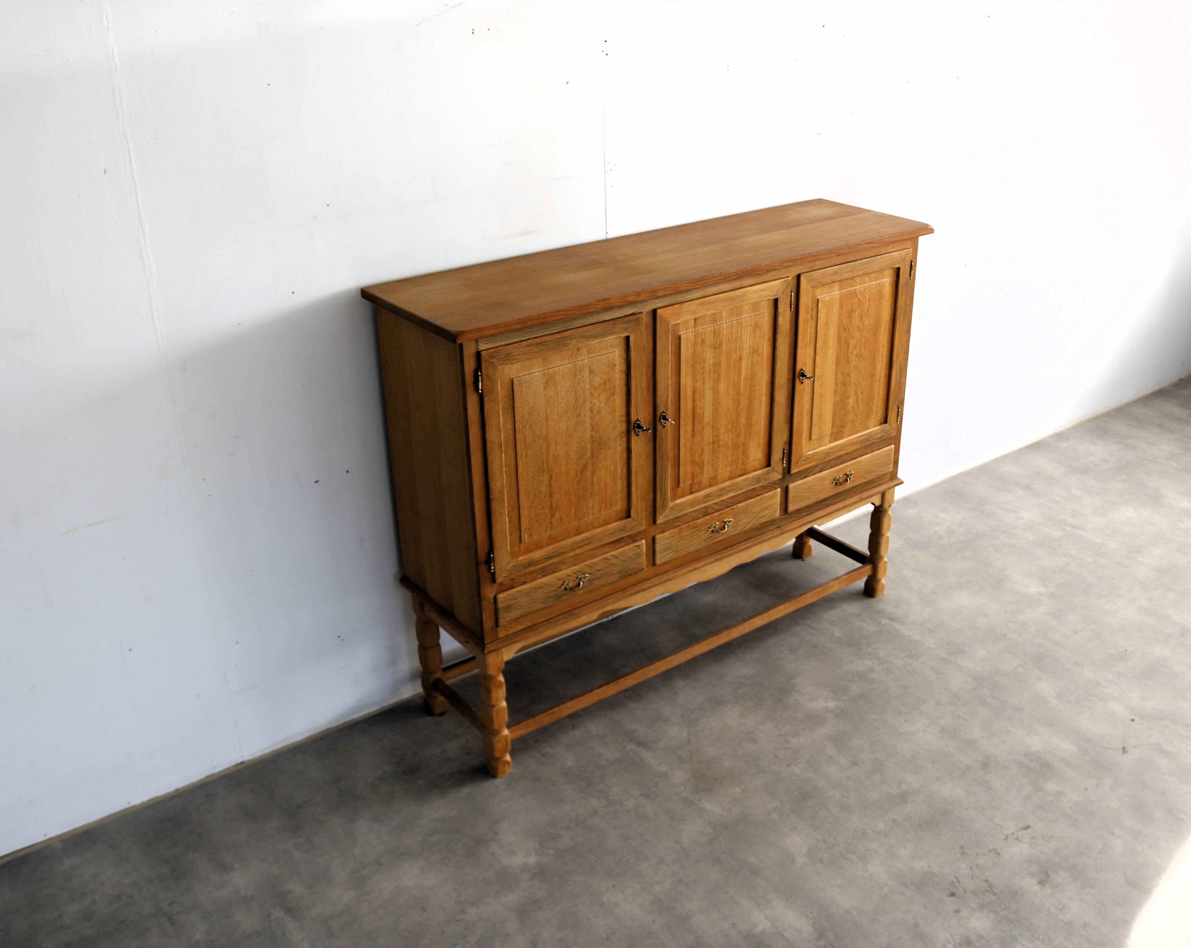 vintage wall cupboard | cupboard | Danish
