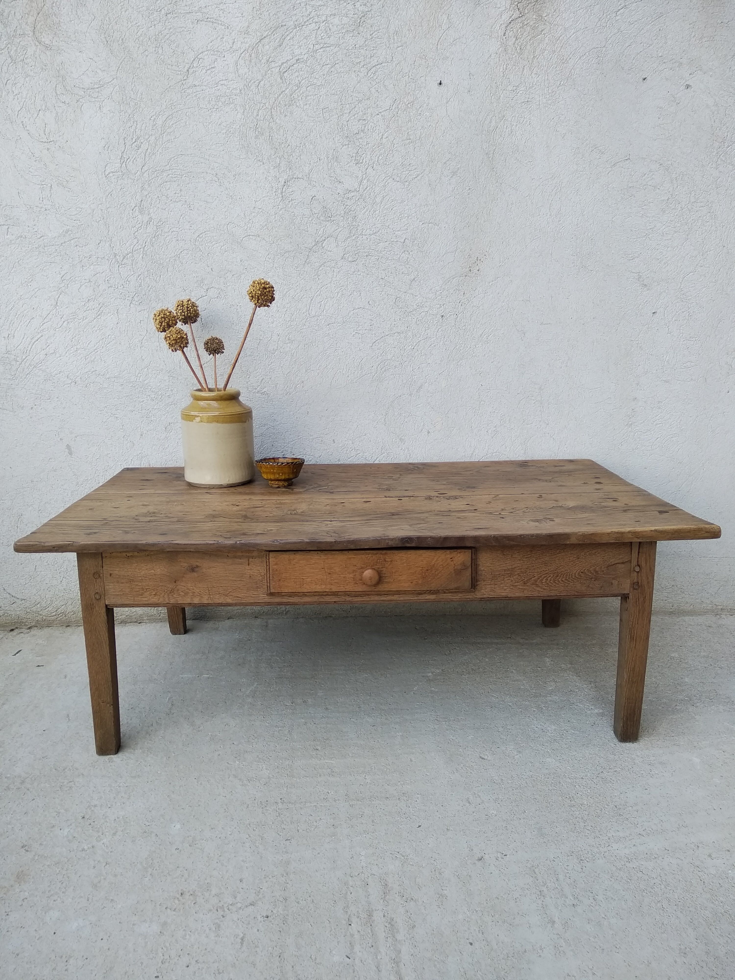 Farmhouse coffee table with solid wood drawer