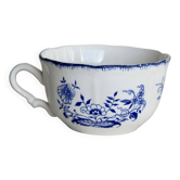 Tasse ancienne Lancaster en faïence blanche à décor bleu