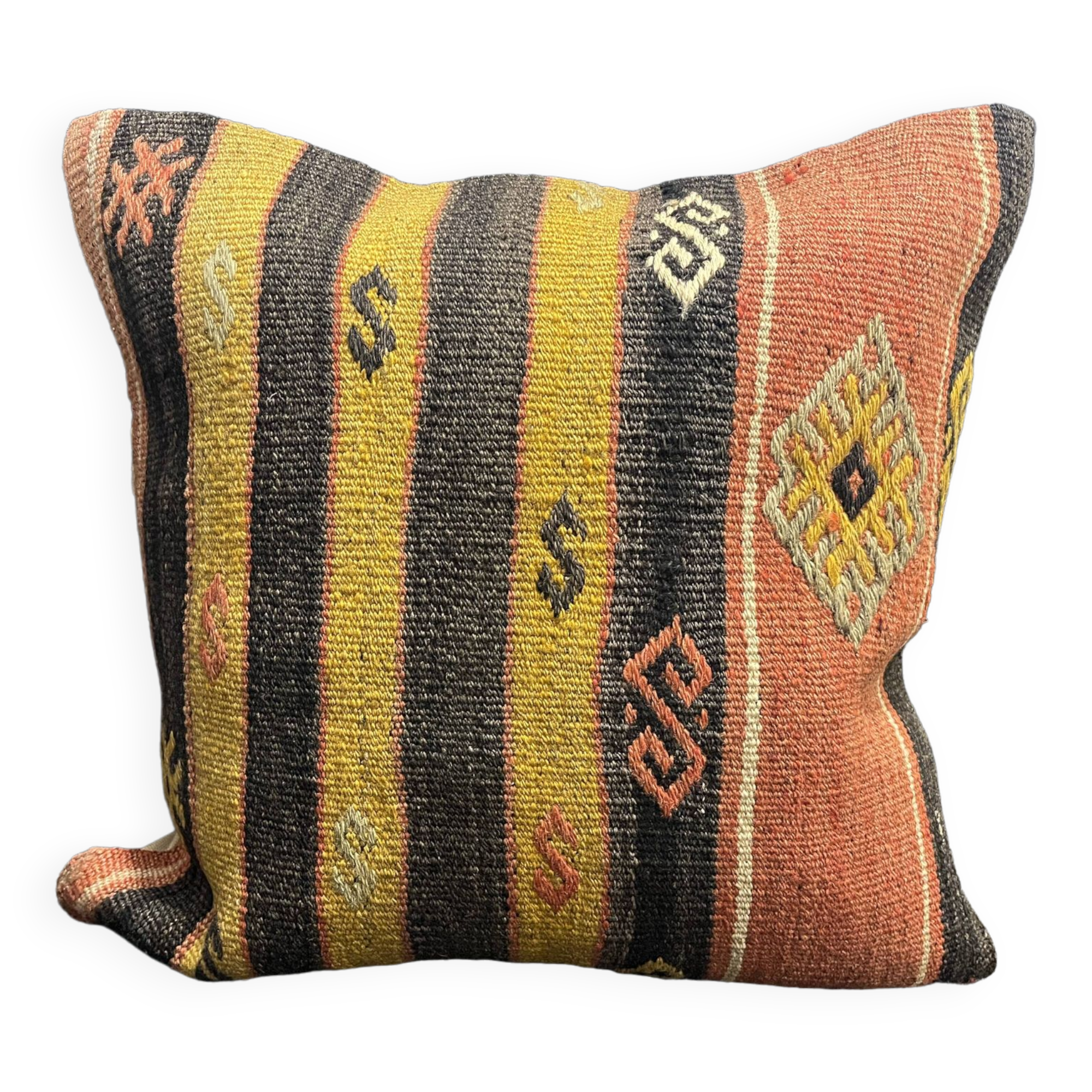 Traditional Design Pillow