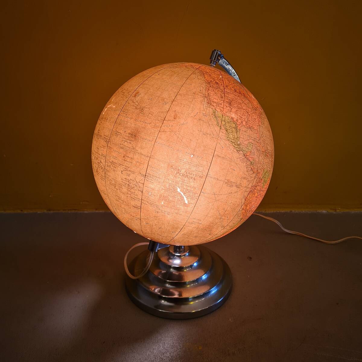 Art Deco French Globe M. Picquart, Circa 1930