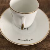 Old coffee cup with saucer / pettie plate