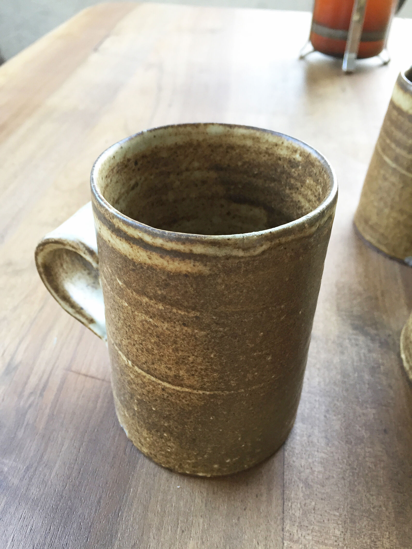 Lot 6 tasses grès