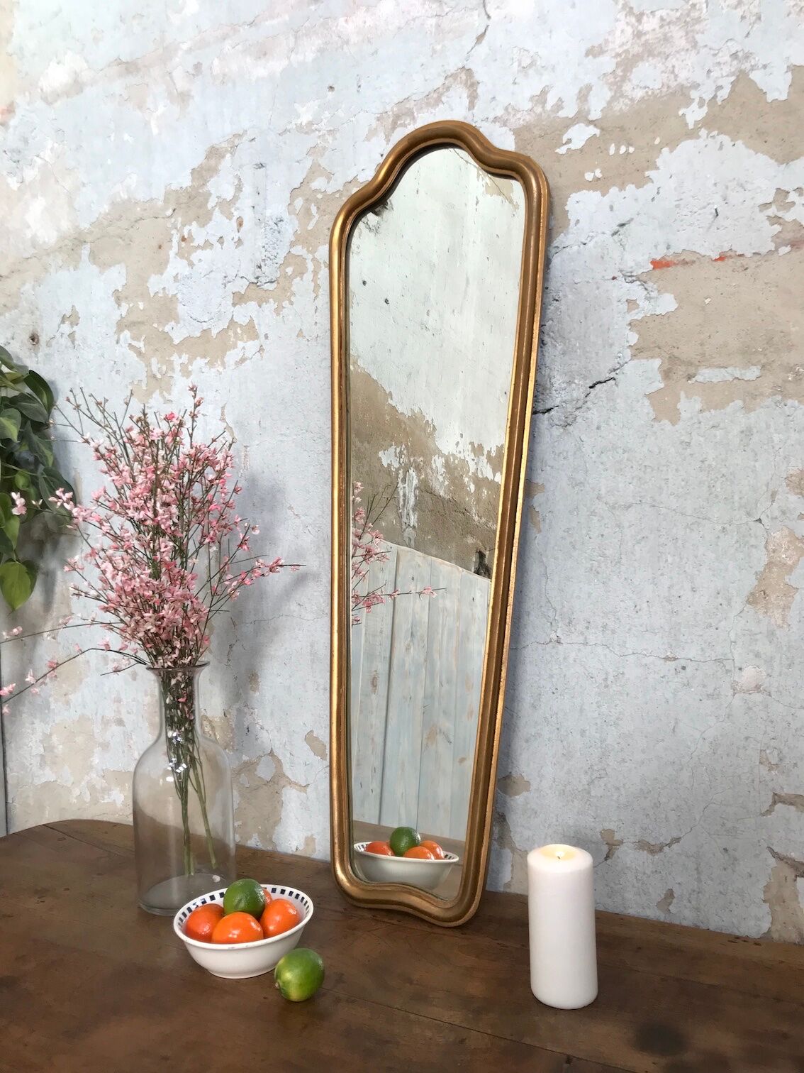Mirror in gilded wood