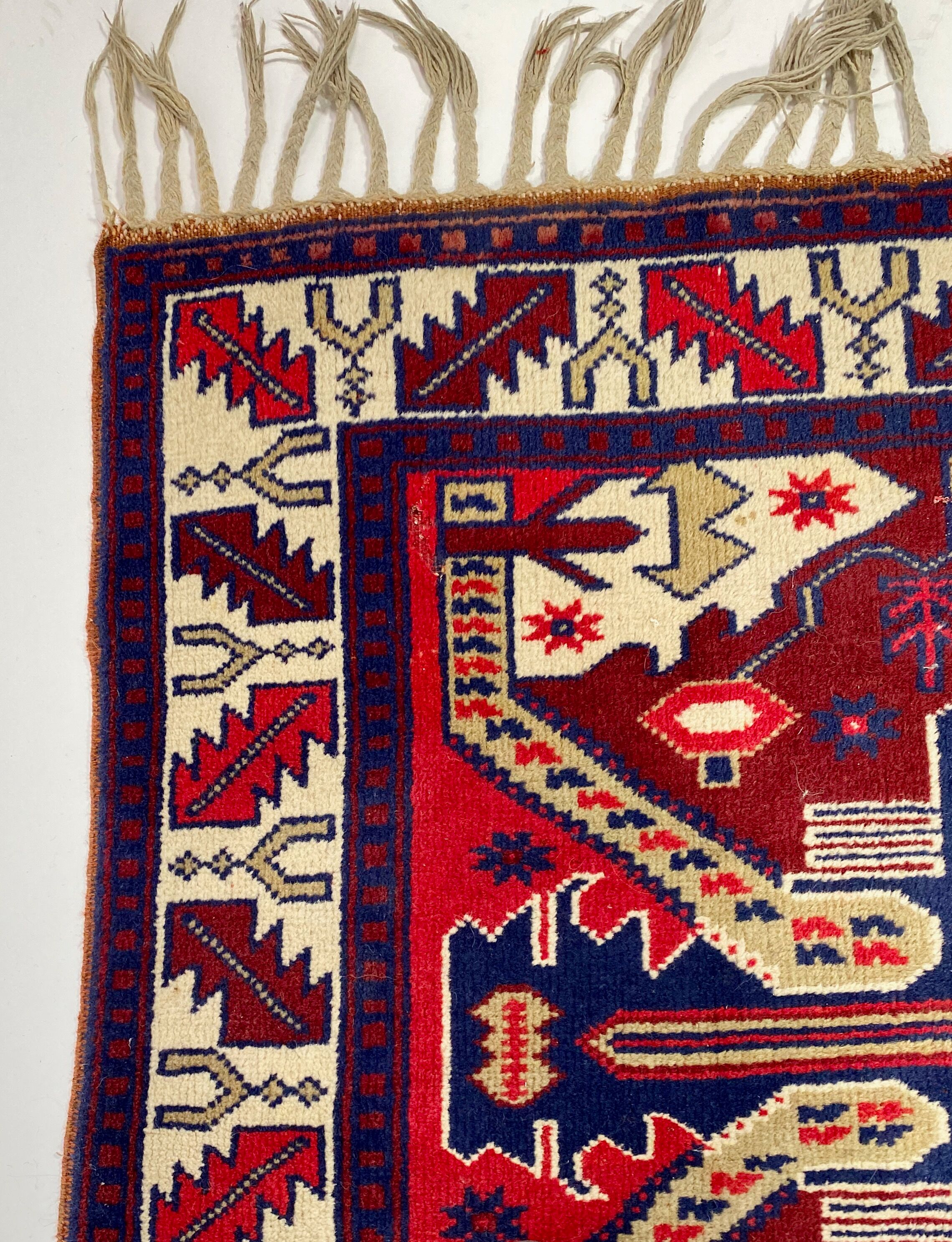 Handmade oriental wool rug 200cmx110cm