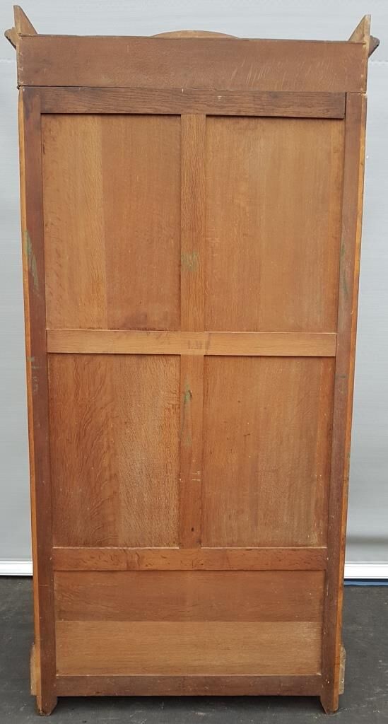 Library Napoleon III constable hat