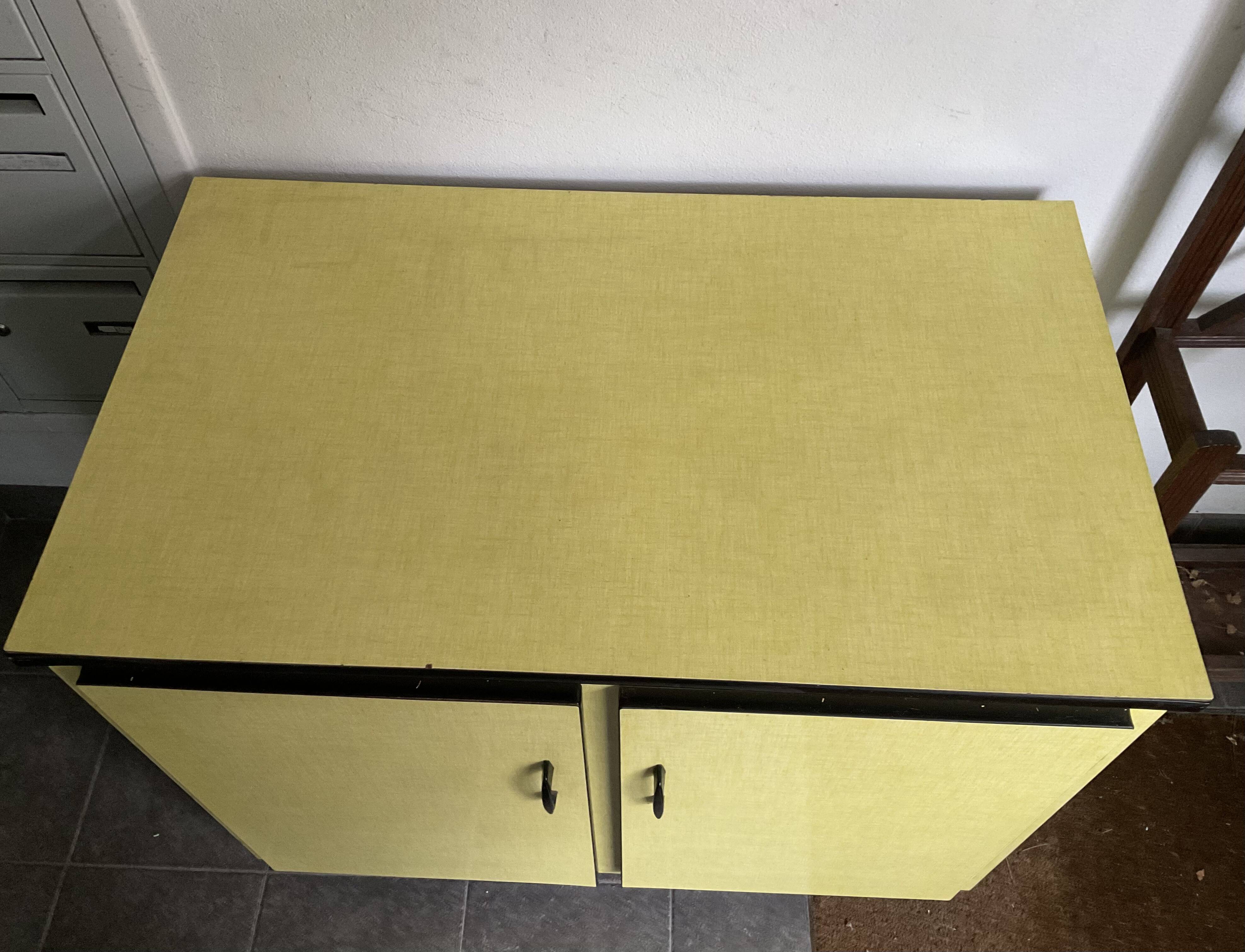 Formica chest of drawers from the 1960s