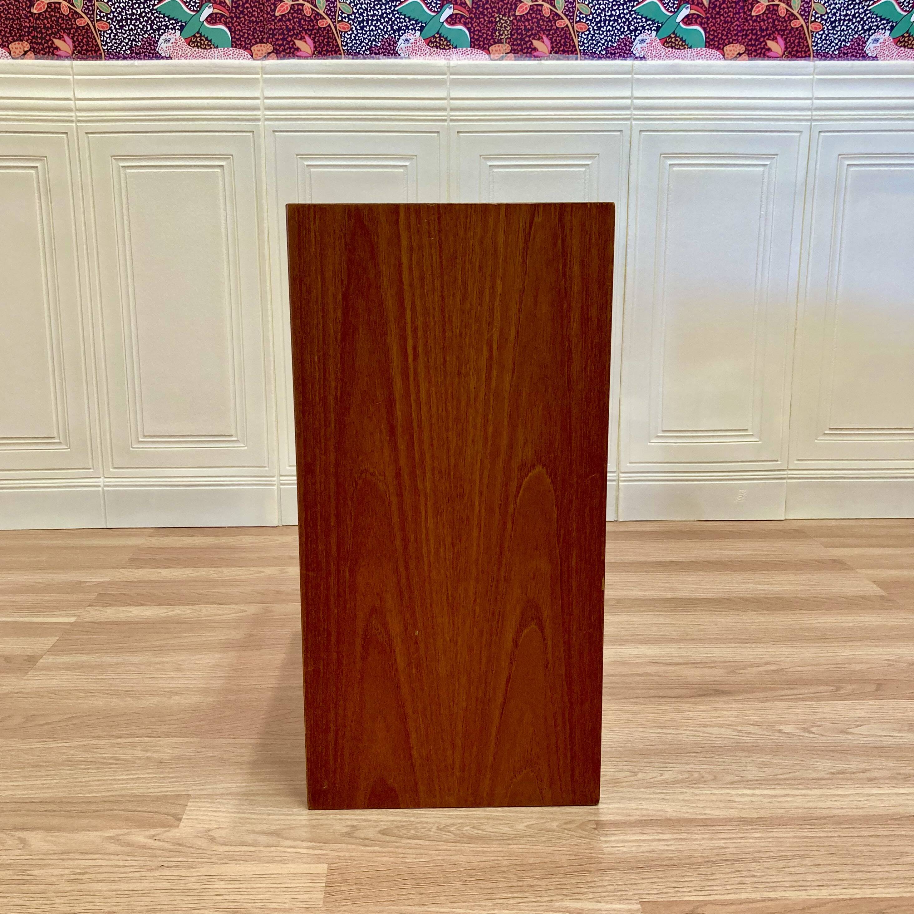 Chevet suspendu design scandinave 1960.