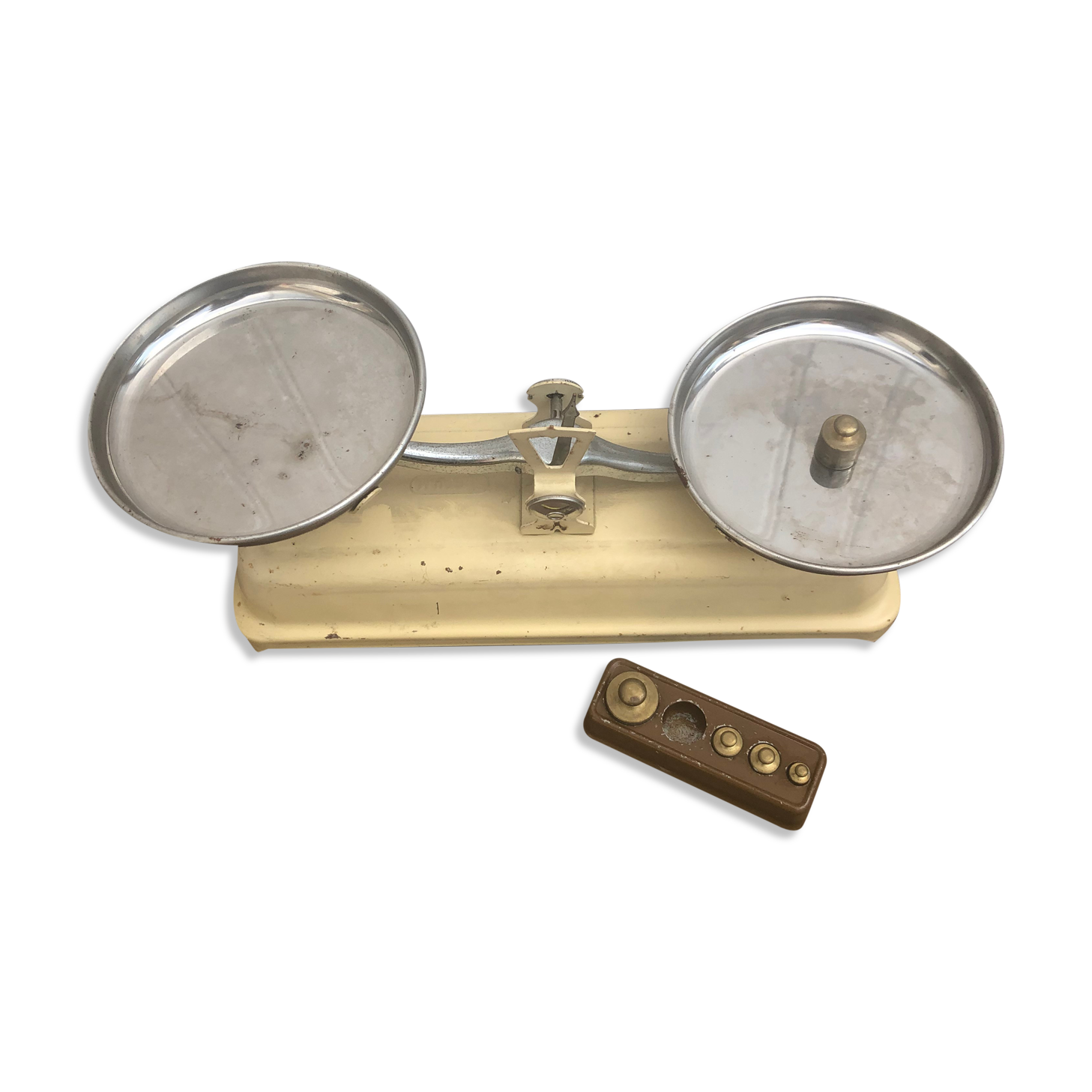 Old toy merchant scale