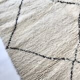 Moroccan Berber carpet with black diamonds 2,36x1.73m