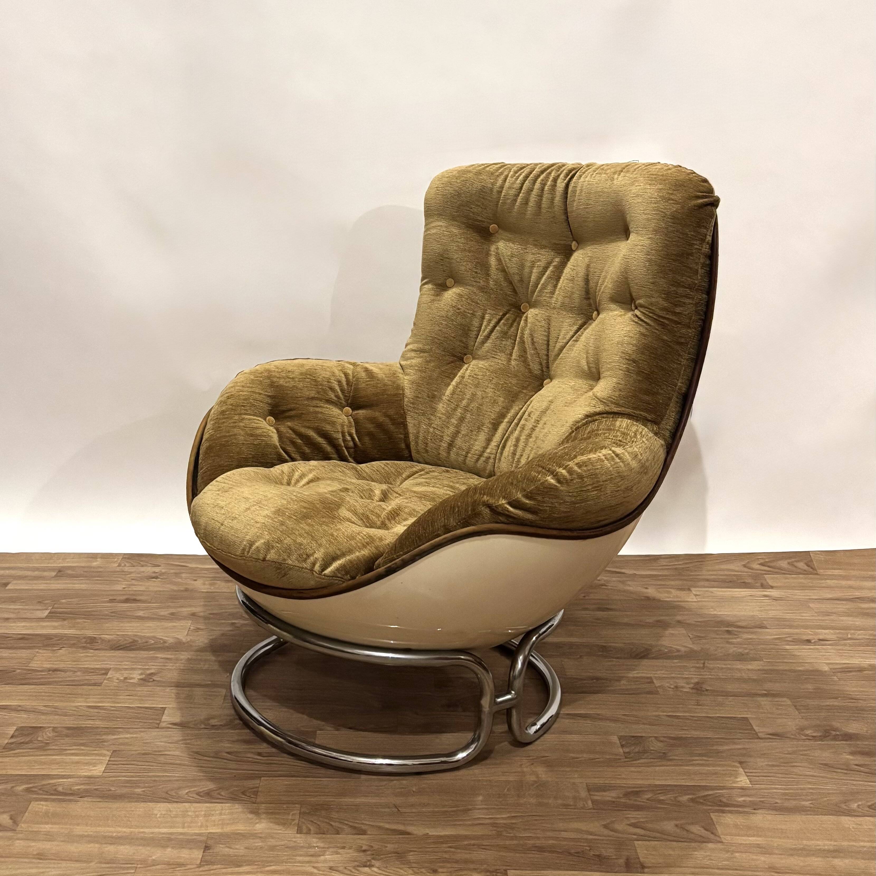 Cadestin armchair from the 1970s reupholstered.