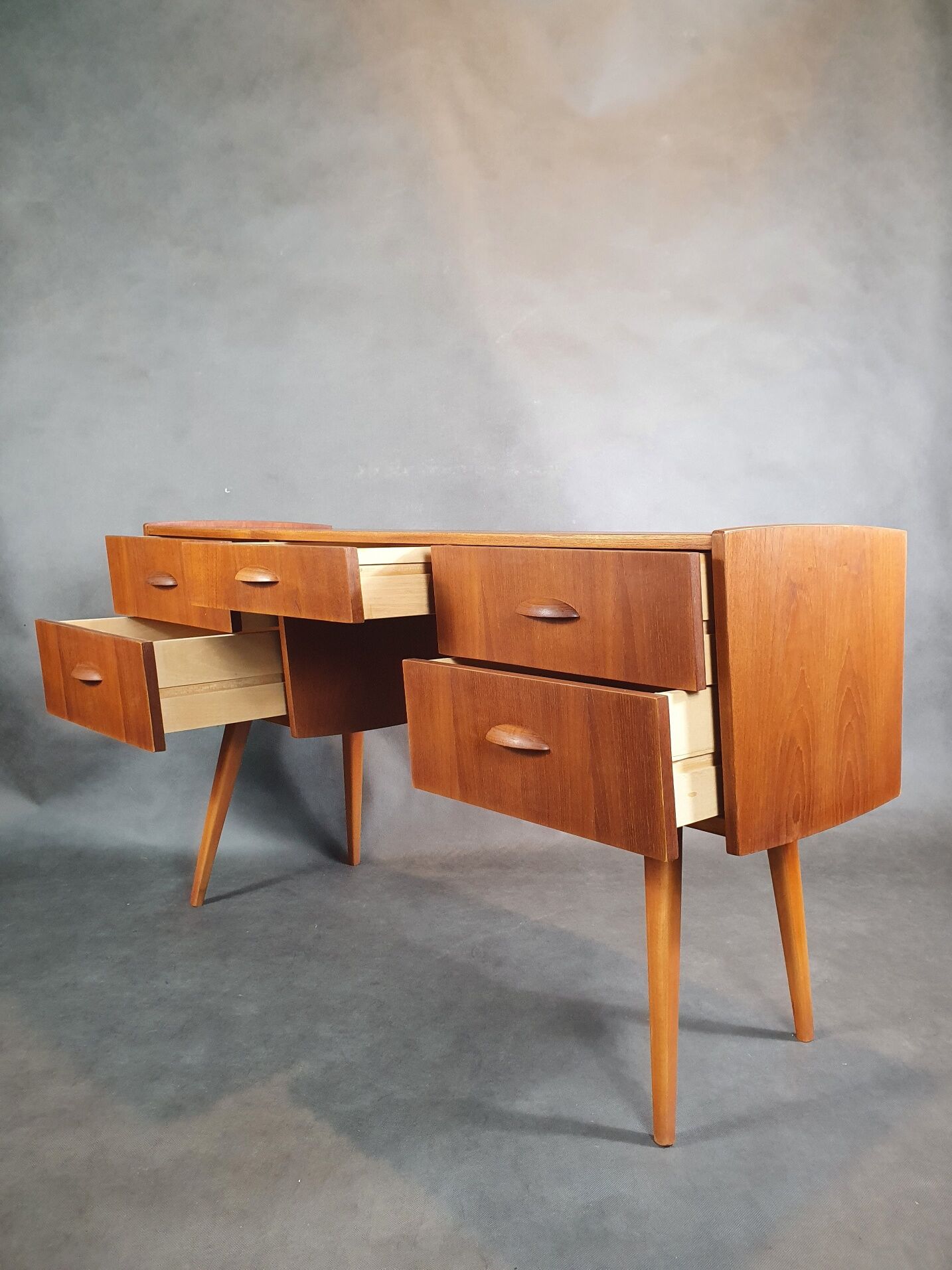 Vintage teak desk with 5 drawers, Restored, Norway 1960