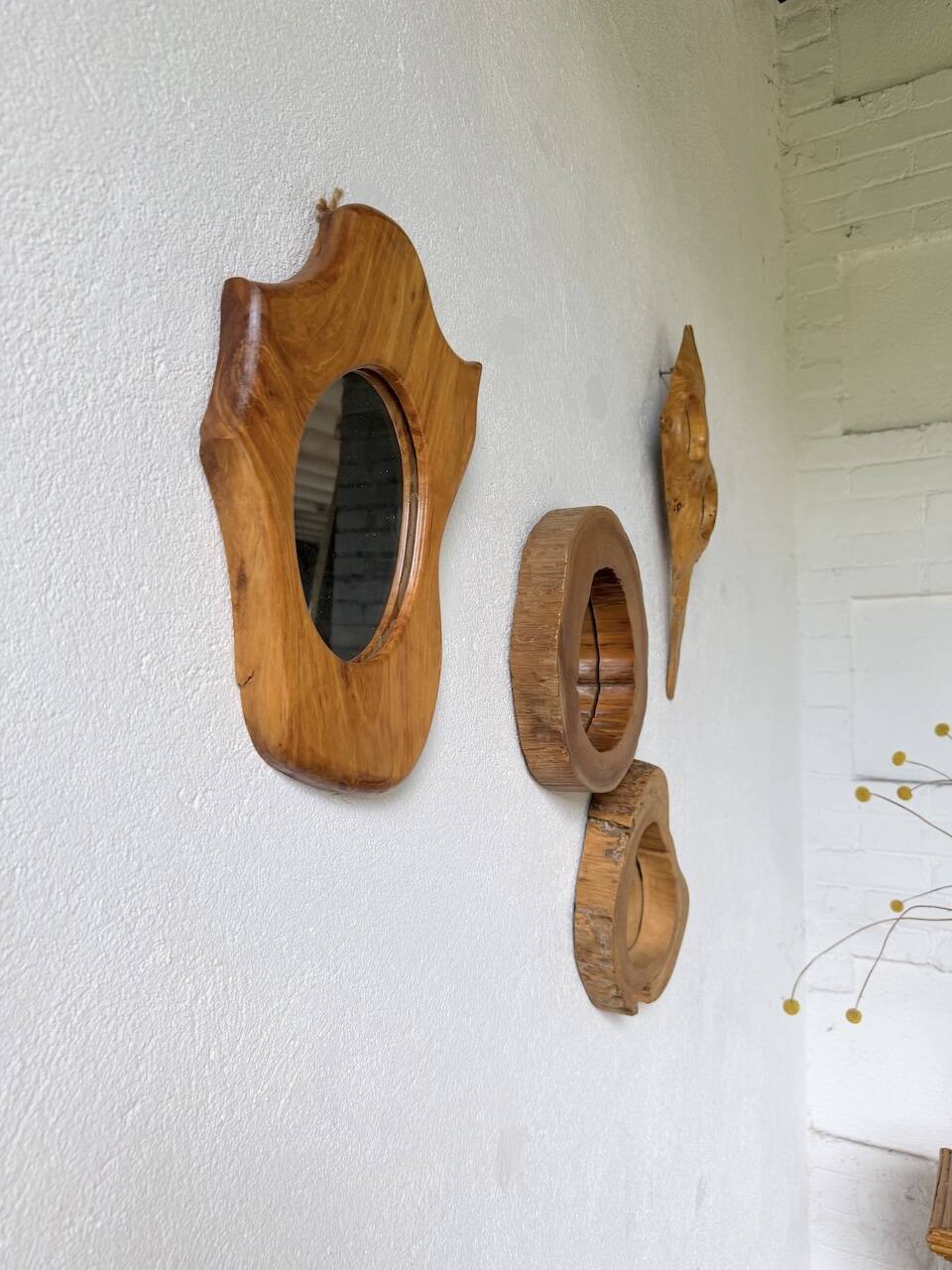 Set de 4 miroirs organiques brutalistes en bois années 50