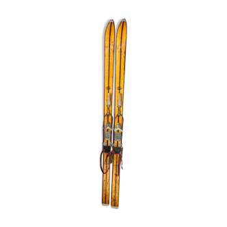 Vintage wooden Rossignol Hickory ski pair