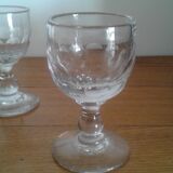 Batch glasses of 7 glasses aperitif  two different models. old