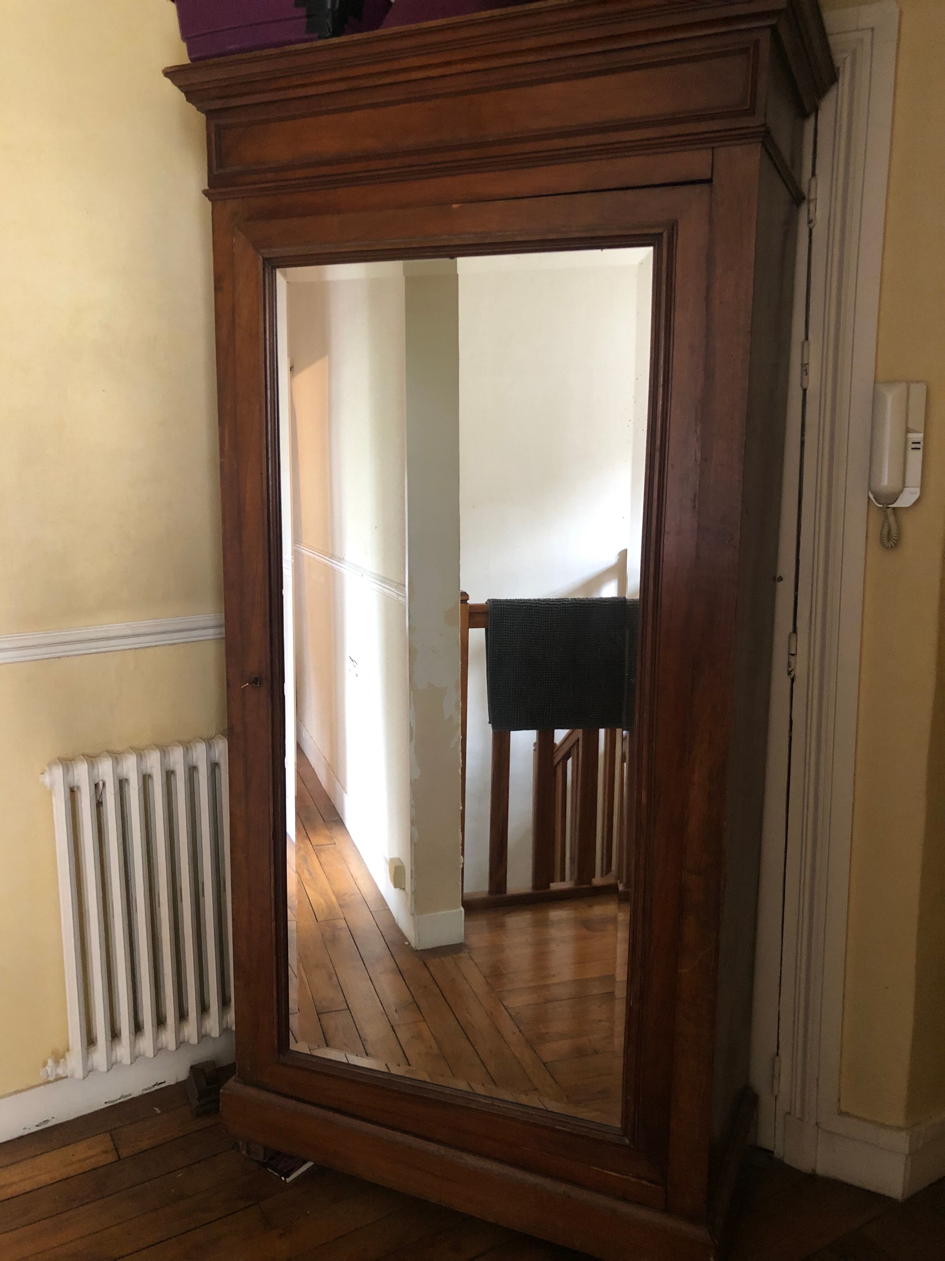 Armoire