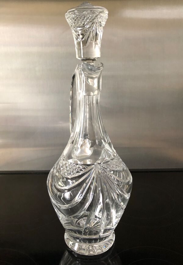 Carafe en cristal taillé