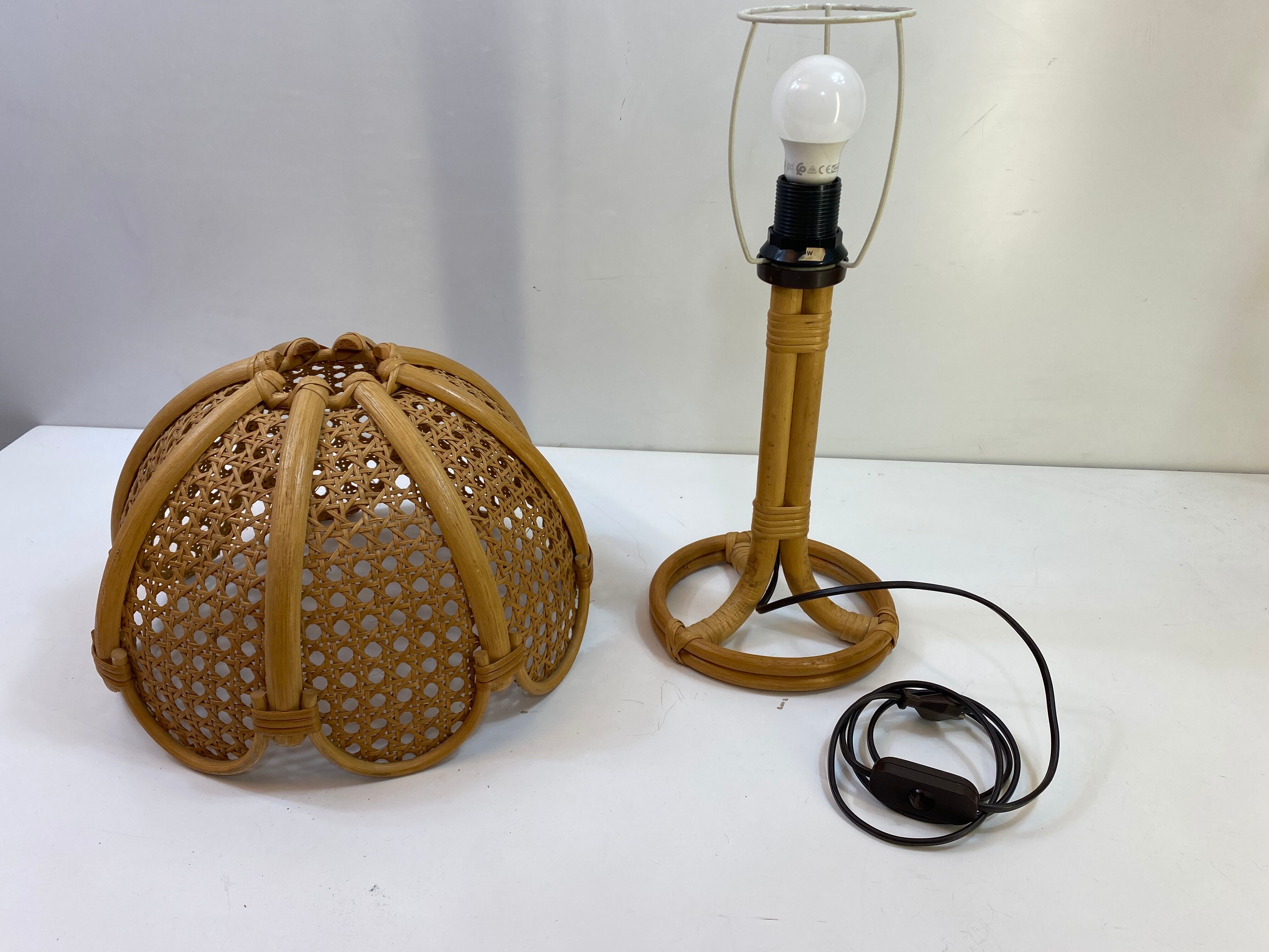 Vintage table lamp rattan and wicker 1970