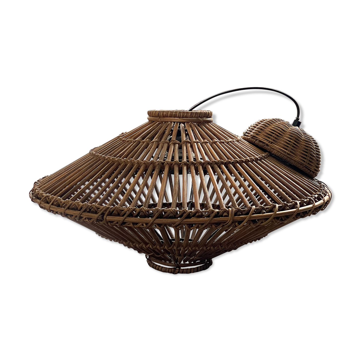 Wicker hanging lamp