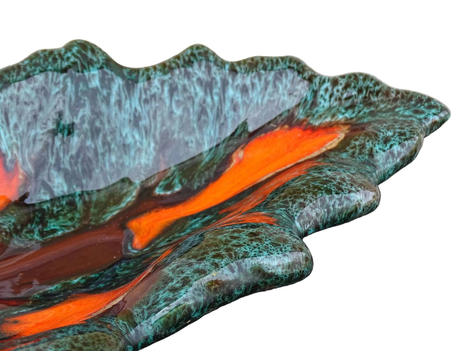 Grand bol vintage français en céramique de Vallauris, en forme de feuille