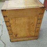 Cabinet with drawers