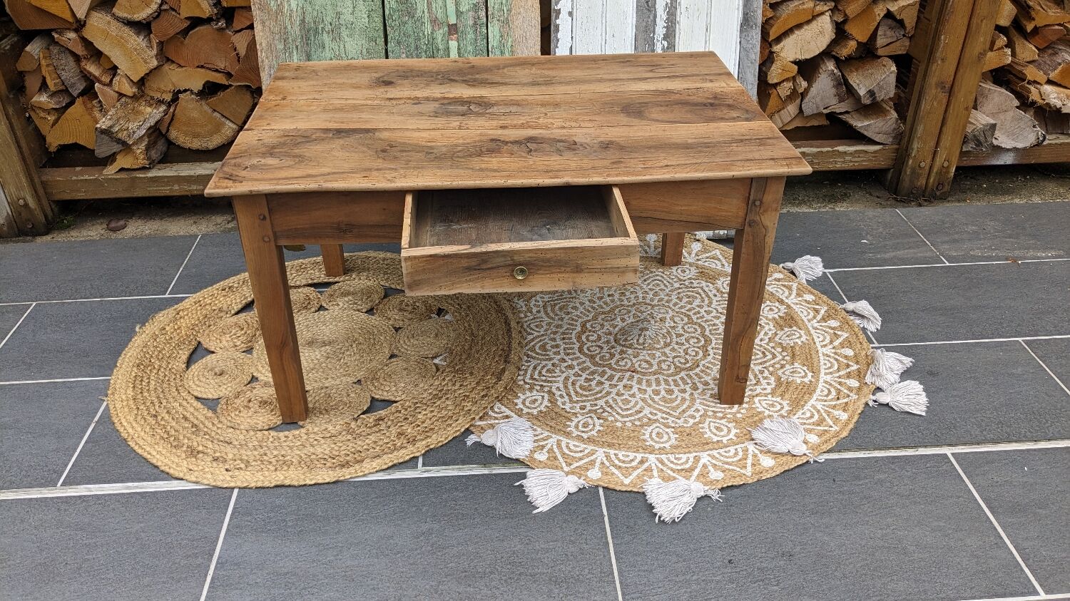 Coffee farmhouse table