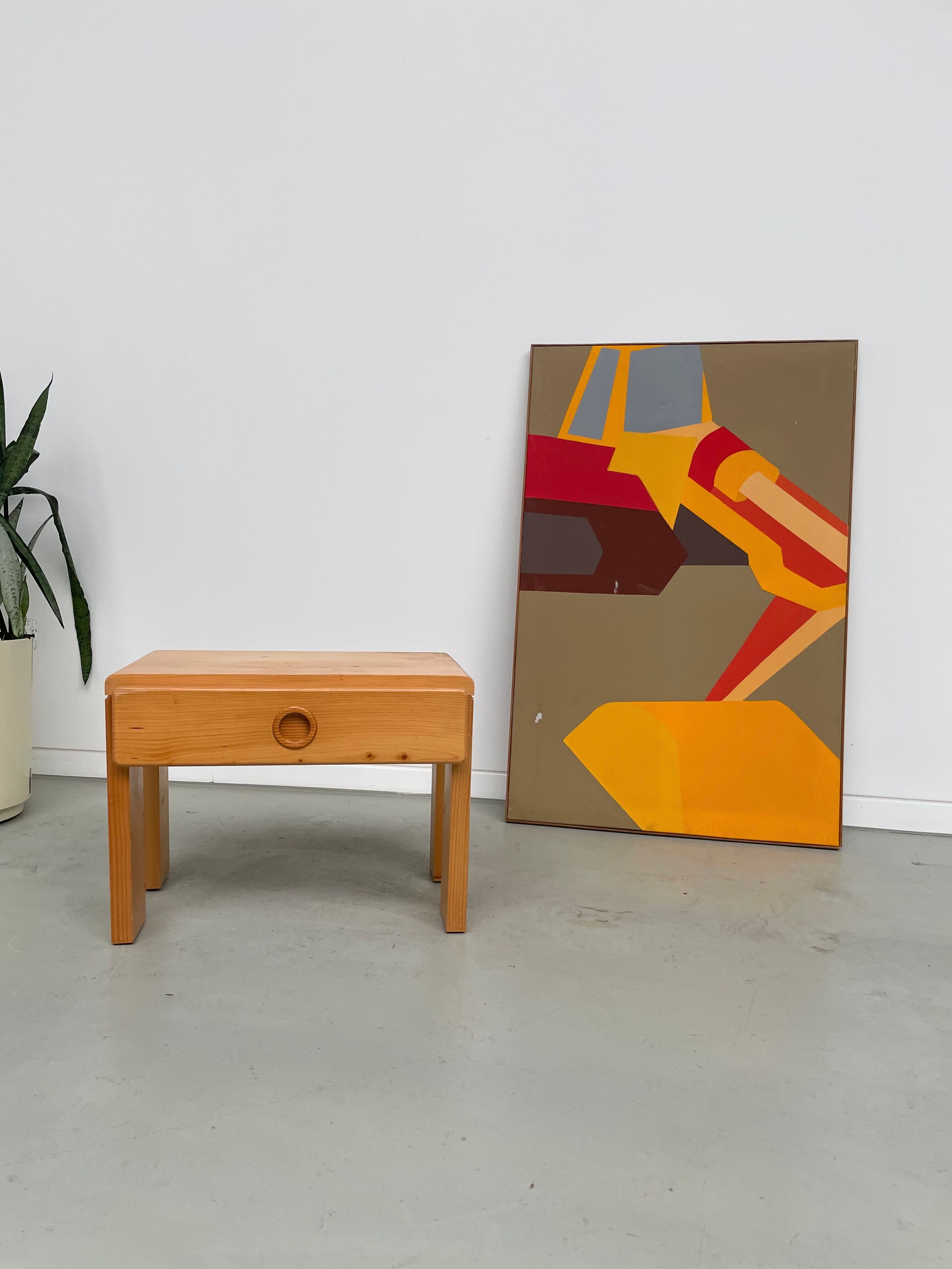 Bedside table in pine