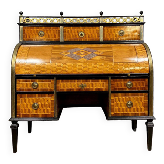 Bureau Secrétaire a Cylindre à gradin époque Louis XVI en bois nobles