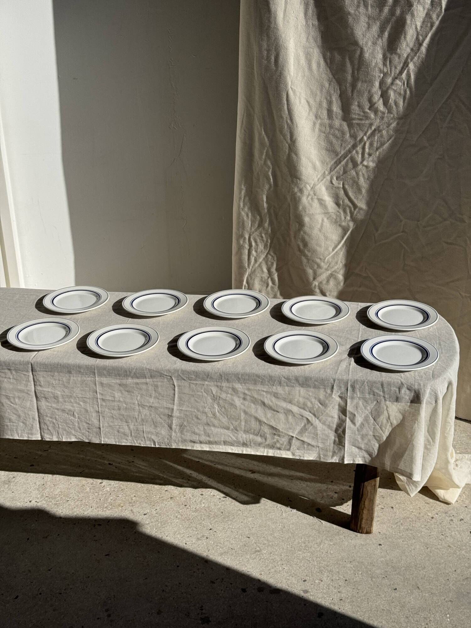 Set of 10 small dessert plates in Italian ceramic Total rim b