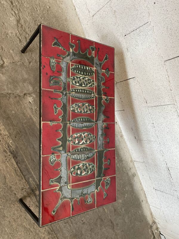 Table basse en ceramique et métal 1960 dans le goût de Roger Capron