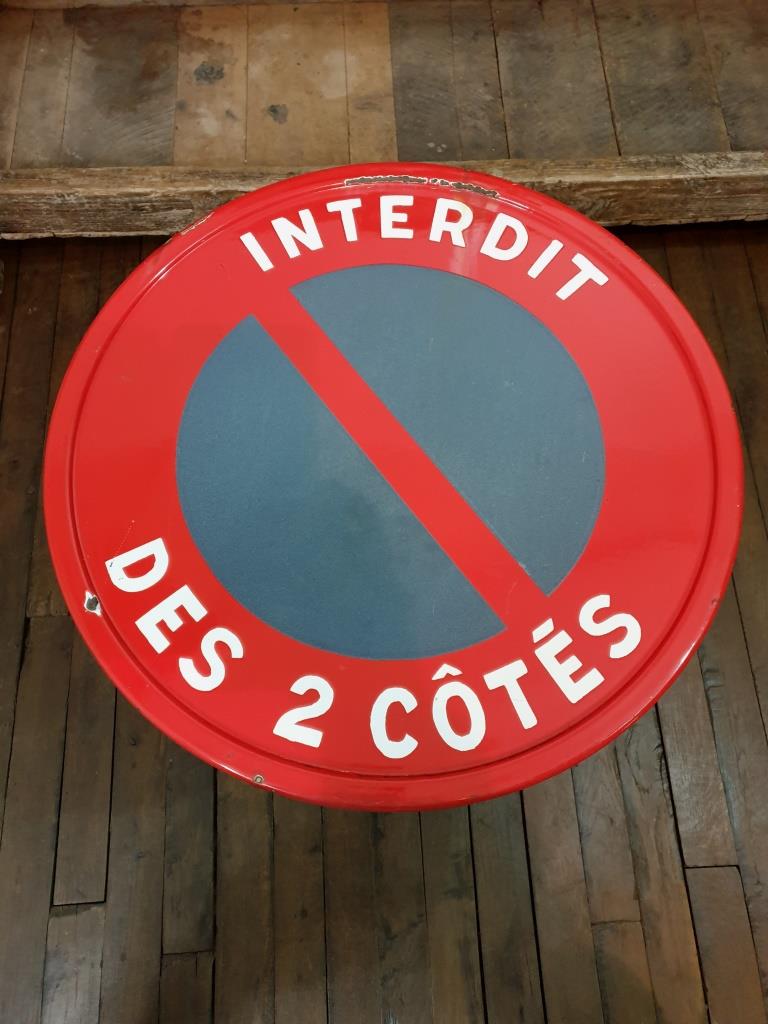 Panel Prohibition to park