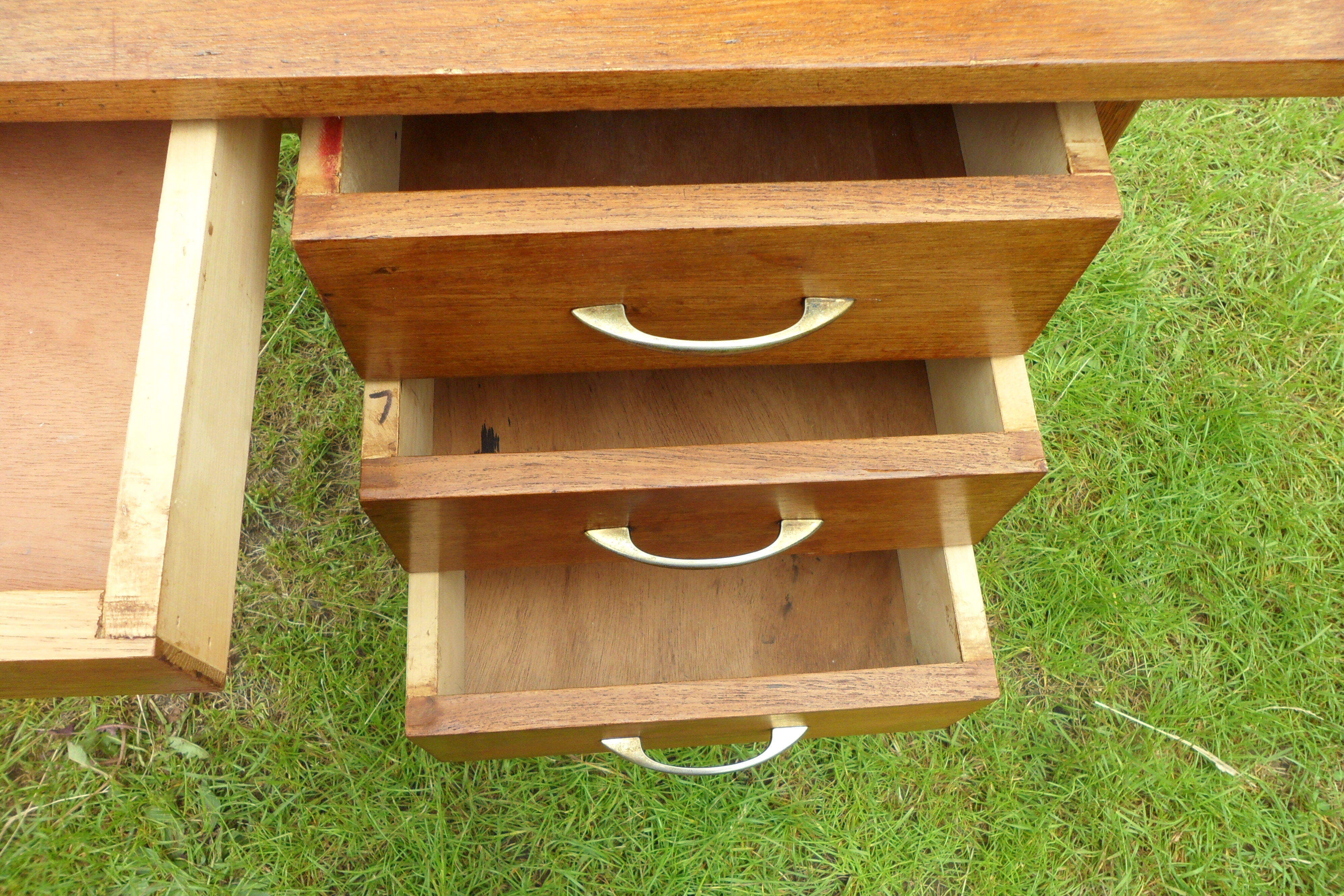Bureau circa annee 60