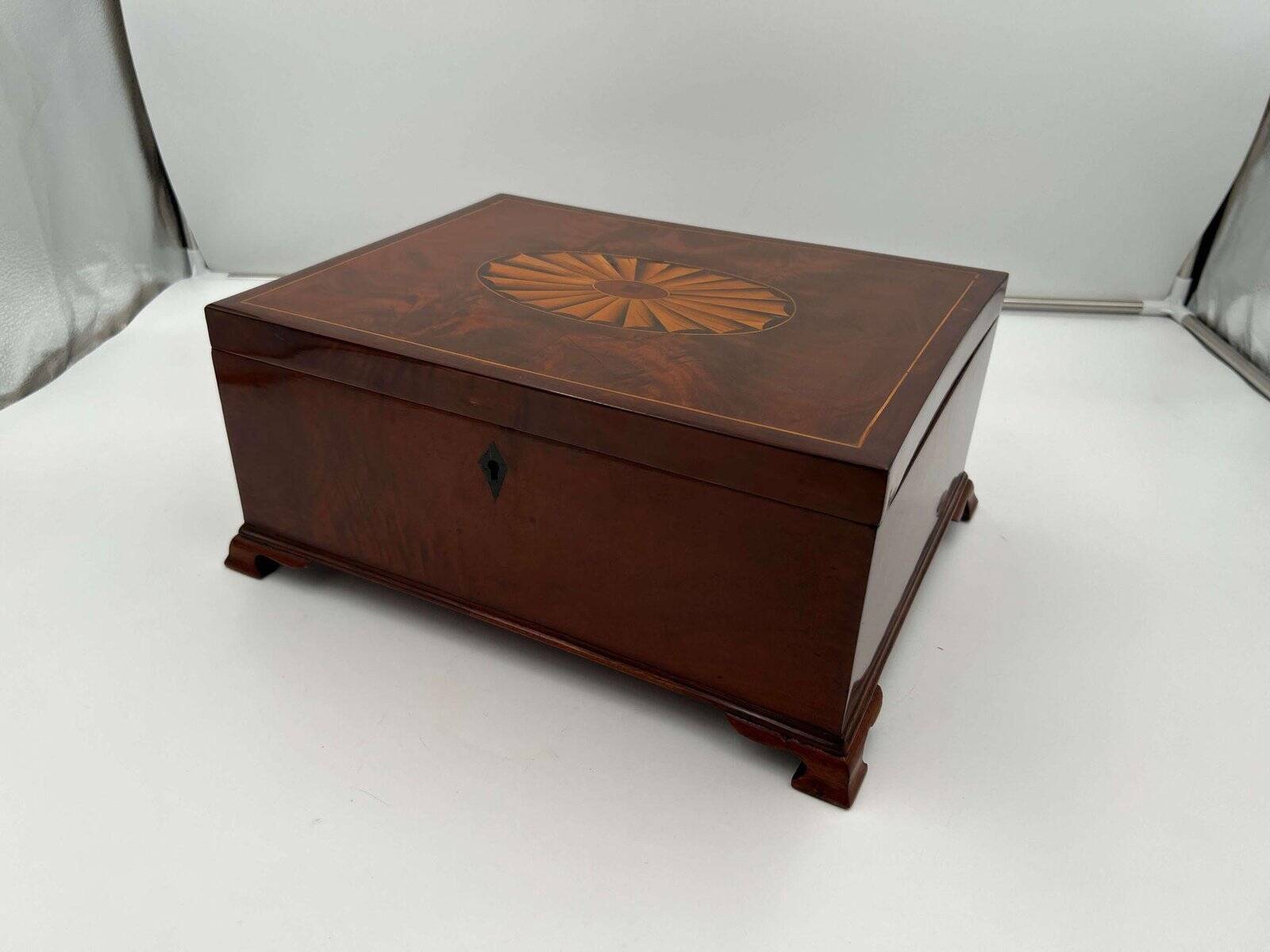 Large Victorian Box in Mahogany & Oak, England, 1840s