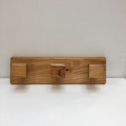 Porte-manteau moderniste en pin