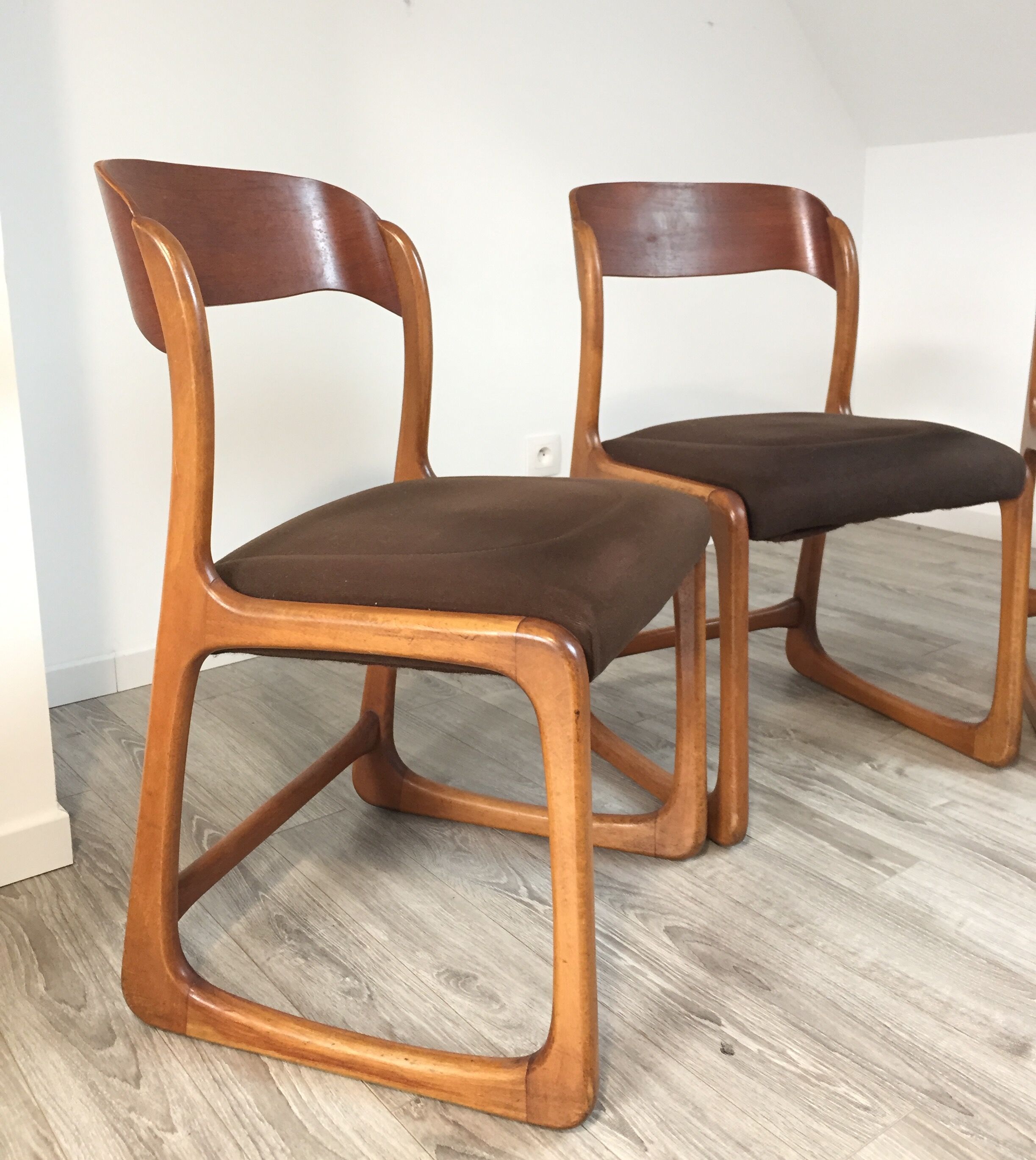 Ensemble de 4 chaises baumann traineau