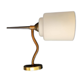 Wall light with opaline glass