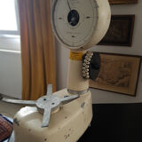 Former Italian grocer's scale