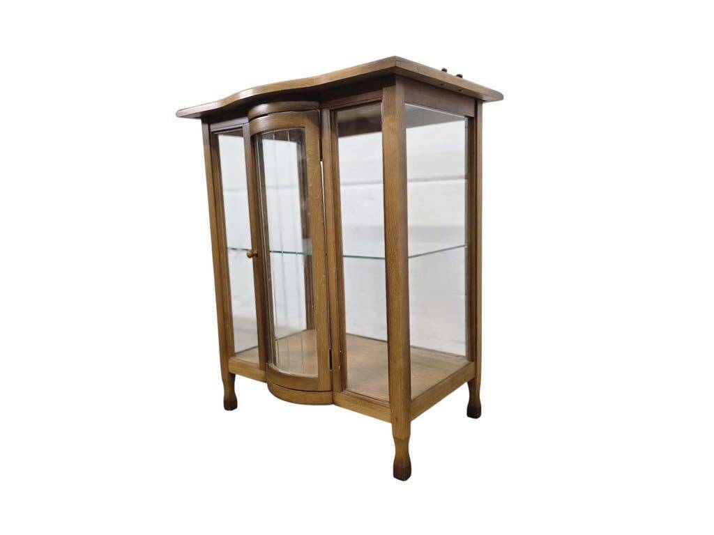 Vintage wooden bar cabinet / display case / shelf