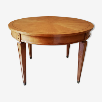 Empire style round table