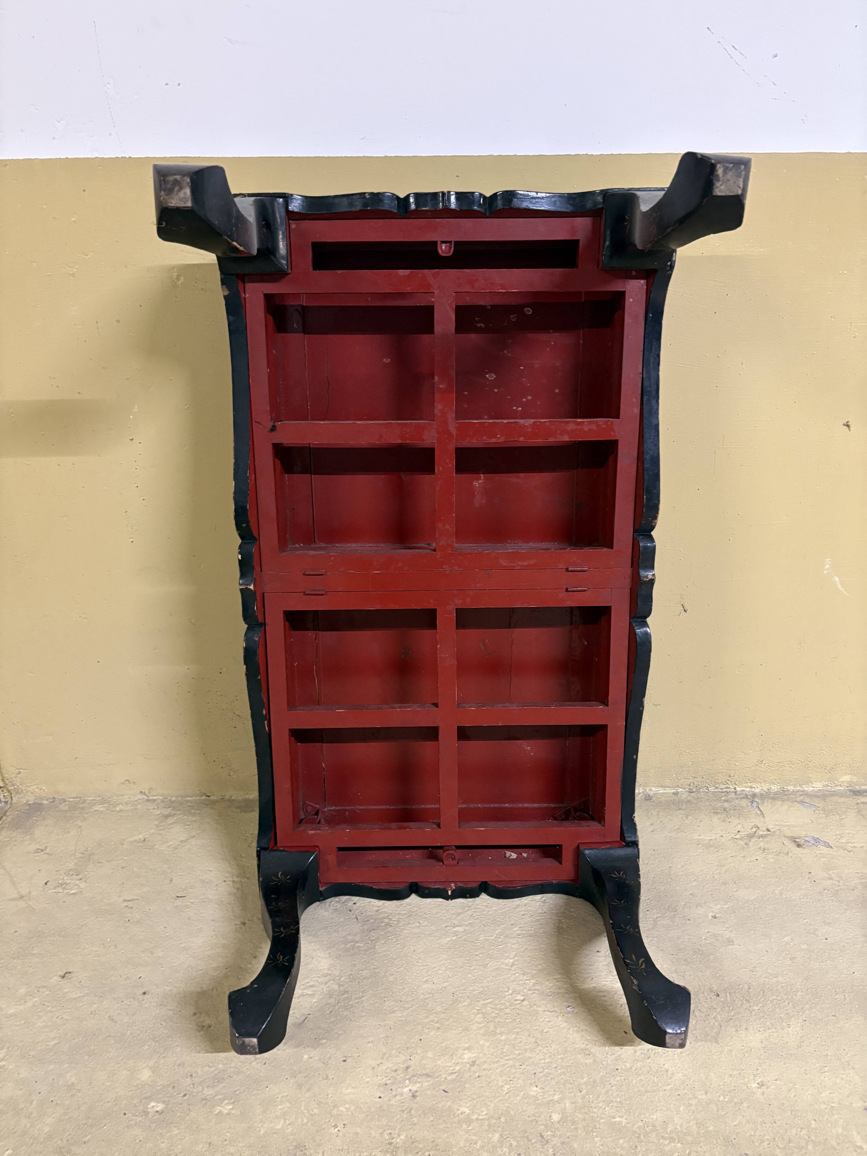 Chinese coffee table, 19th century