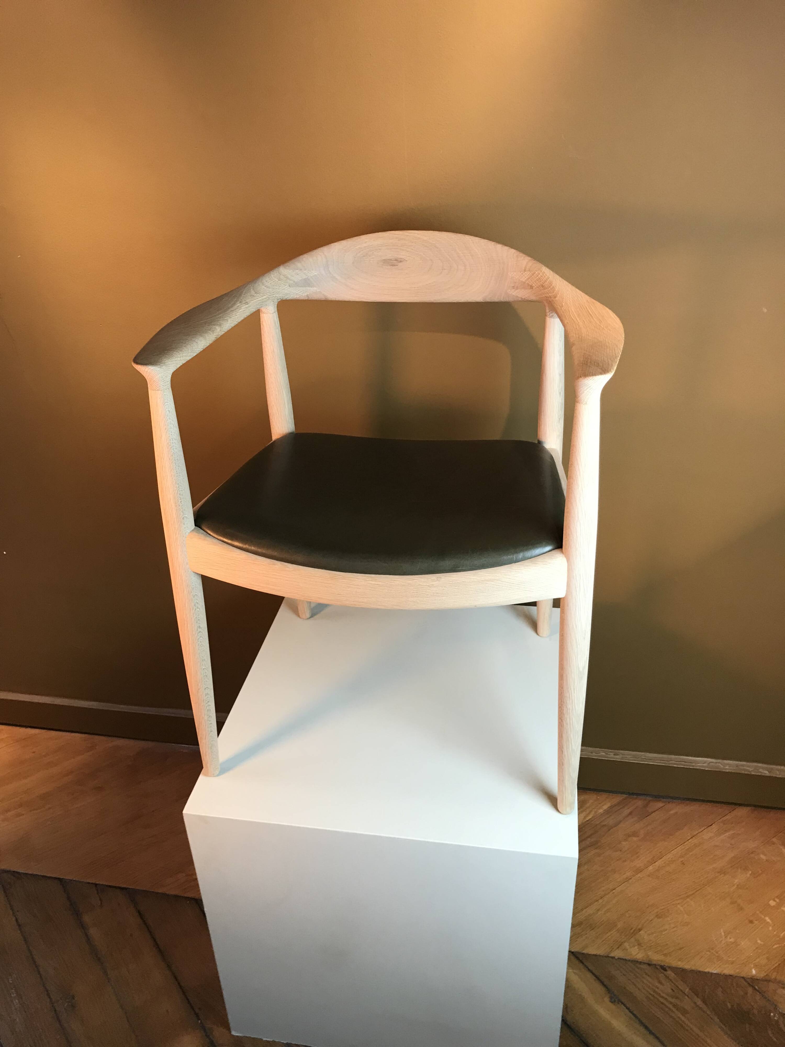PP503 / Round Chair