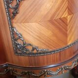 Showcase Louis XVI style, twentieth realization, signed cabinetmaking JP Ehalt of very good quality.