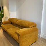 Maralunga Cassina by Vico Magistretti (Fox fabric) 2024