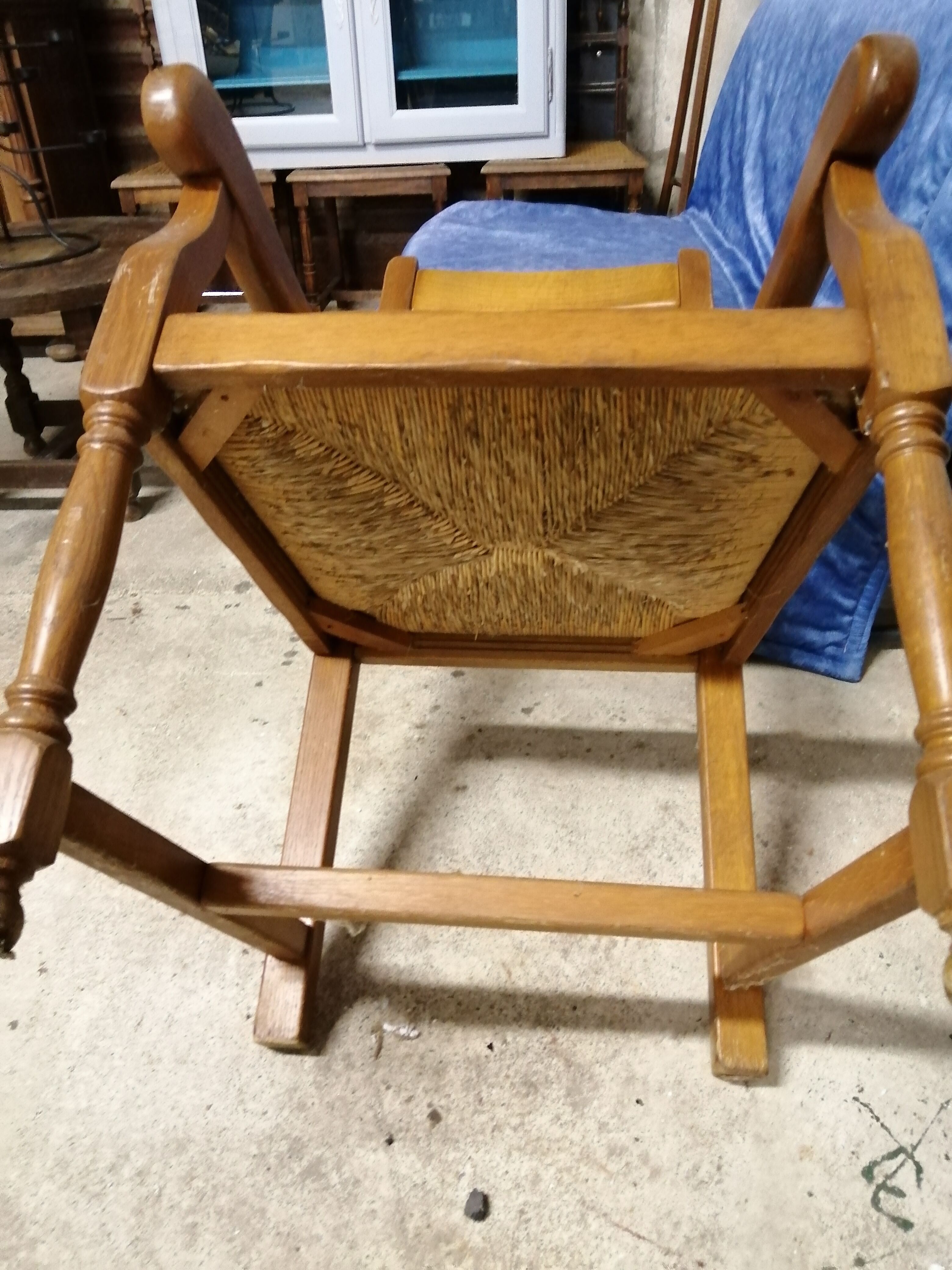 Country armchair in solid oak